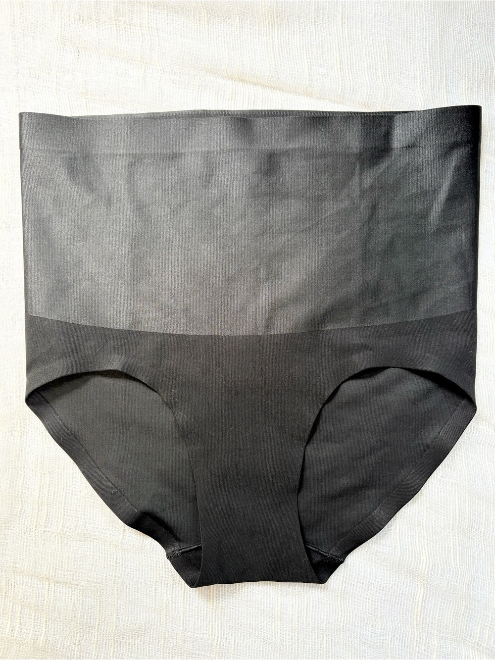 Victoria’s Secret Body by Victoria SmoothingShimmer High Rise Brief S Black NWT